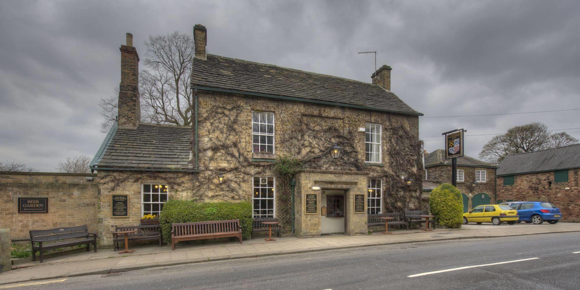 Rockingham Arms By Greene King Inns Wentworth  Exteriör bild